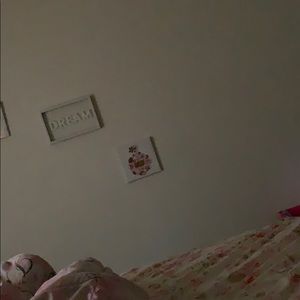 Meet your Posher, Mia